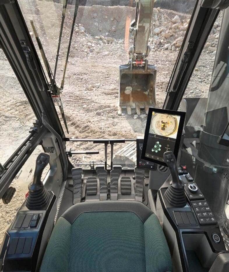 EC230 2